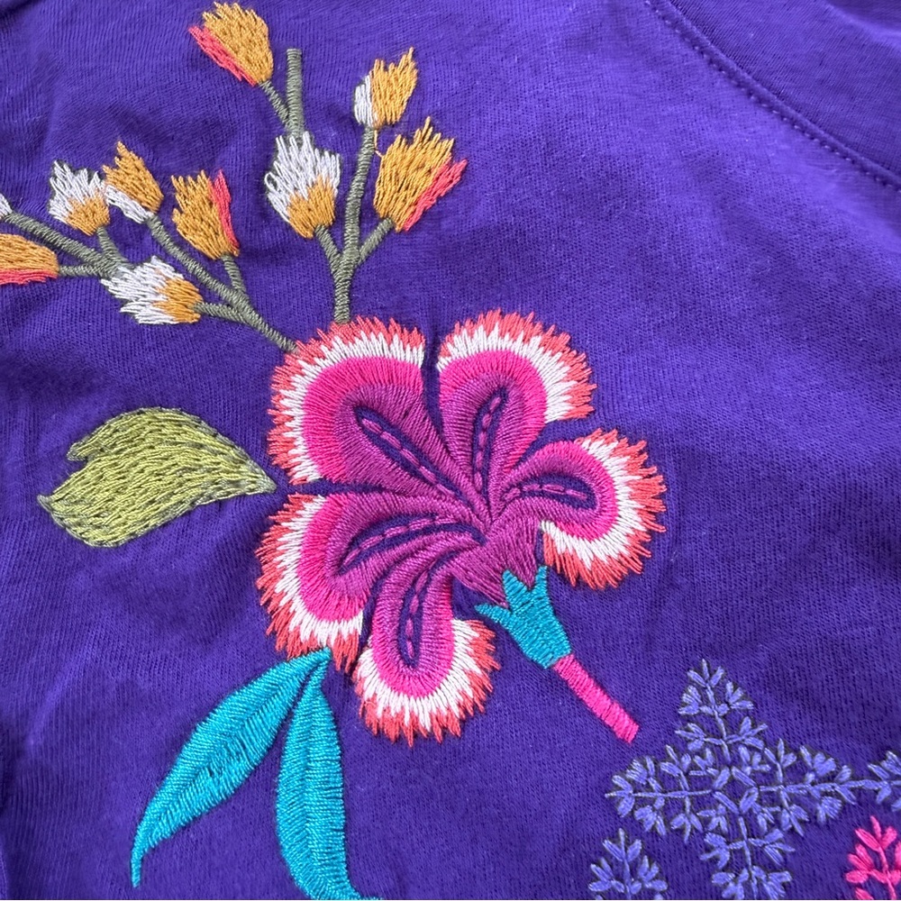 Johnny Was Ariela Embroidered Tee - Picture 3 of 7